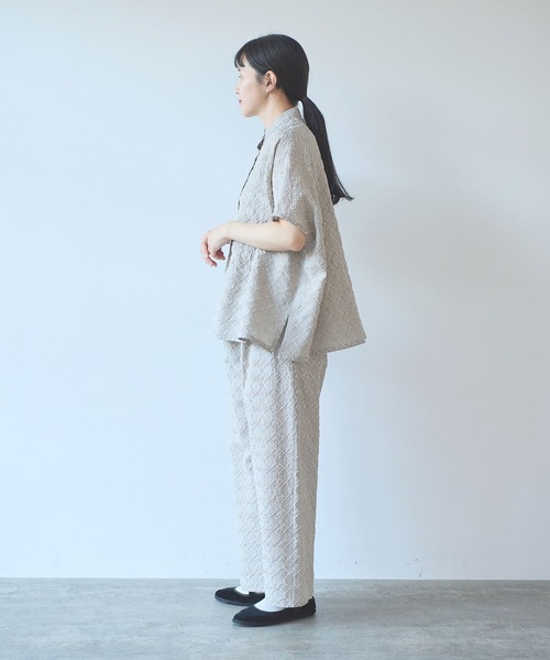 単色刺繍squareブラウス（シャツ/ブラウス）｜yuni（ユニ ）の