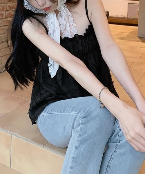 SHEPP(シープ)の「【26年春夏新作】フラッフィーフェザージャガードフリルキャミソール(キャミソール・レディース・ブラック/アイボリー/サックスブルー/ホワイト/ピンク・F)」の9枚目の写真