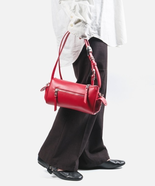 STEVE MADDEN(スティーブマデン)の「2WAYショルダーバッグ/S.MADDEN BDOHAーXS(ショルダーバッグ・レディース・レッド/ブラック・F)」の2枚目の写真