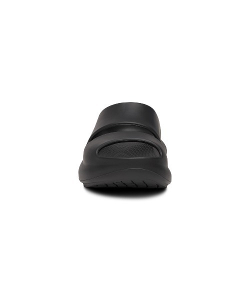 OOFOS(ウーフォス)の「ウーフォス OOFOS OOyea Black(サンダル・メンズ・ブラック・23.0cm/24.0cm/25.0cm/26.0cm/27.0cm/28.0cm)」の3枚目の写真