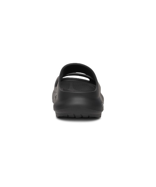 OOFOS(ウーフォス)の「ウーフォス OOFOS OOyea Black(サンダル・メンズ・ブラック・23.0cm/24.0cm/25.0cm/26.0cm/27.0cm/28.0cm)」の4枚目の写真
