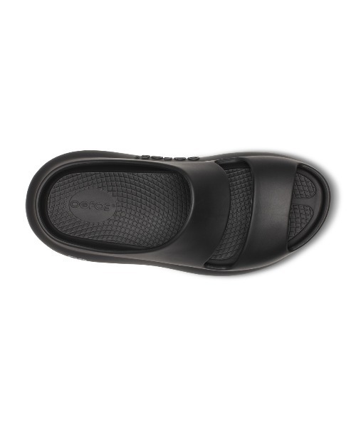 OOFOS(ウーフォス)の「ウーフォス OOFOS OOyea Black(サンダル・メンズ・ブラック・23.0cm/24.0cm/25.0cm/26.0cm/27.0cm/28.0cm)」の5枚目の写真