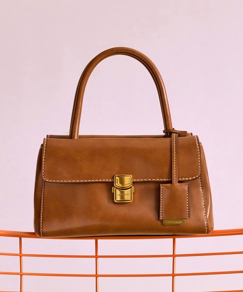 CHARLES & KEITH(チャールズ & キース)の「Acelynn エイスリン ロープチェーン トートバッグ(トートバッグ・レディース・ダークブラウン系3/ブラック・S)」の16枚目の写真