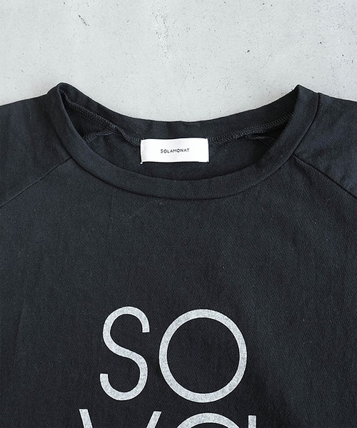 SOLAMONAT(ソラモナ)の「パフ天竺 裾ヒモ5分袖プルオーバープリント(SOYANA)(Tシャツ/カットソー・レディース・ブラック/ホワイト×グレー/杢グレー/ホワイト×ブラック・FREE)」の6枚目の写真