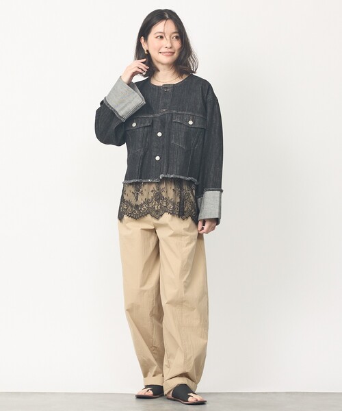 abahouse mavie(アバハウスマヴィ)の「【EDWIN】ロールアップデニムジャケット/春服/Gジャン/ノーカラー/ショート丈(デニムジャケット・レディース・ブラック/ライトブルー・フリー)」の3枚目の写真