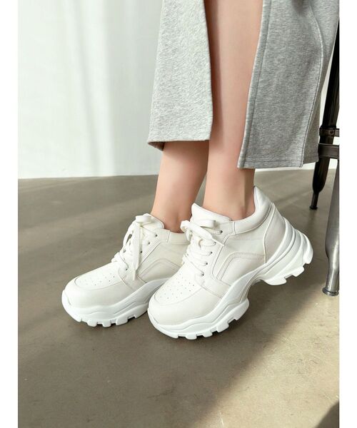 RESEXXY（リゼクシー）の「厚底スニーカー（その他シューズ・レディース・ホワイト・SMALL/MEDIUM/LARGE）」の5枚目の写真