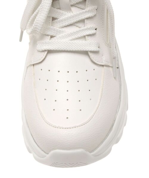 RESEXXY（リゼクシー）の「厚底スニーカー（その他シューズ・レディース・ホワイト・SMALL/MEDIUM/LARGE）」の3枚目の写真