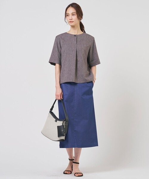 J.PRESS Ladies(J.プレス レディス)の「【WEB限定カラーあり】TCシャンブレーサテンST ナロー スカート(スカート・レディース・ダルブルー系/ベージュ系/ブルー系/黄土色系・S/XS)」の11枚目の写真