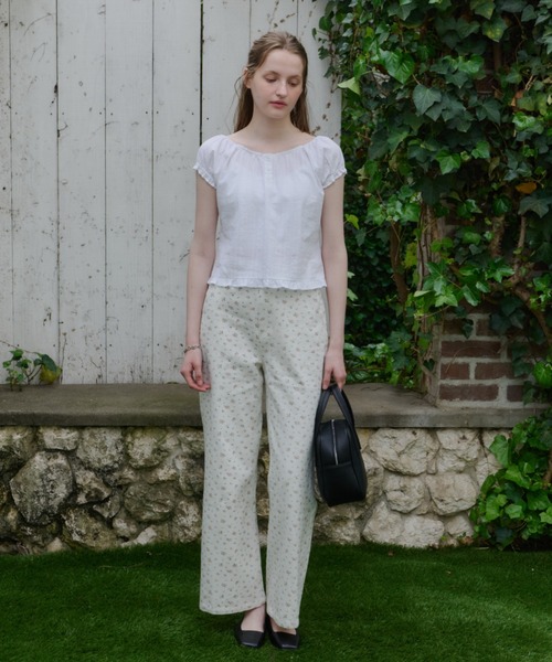 GIUNON（ジウノン）の「side belt flower pants / サイドベルト