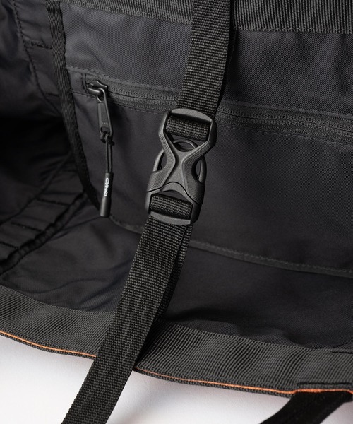 Gramicci（グラミチ）の「TRAIL TOTE｜トレイルトート（トートバッグ・メンズ・オリーブ/ブラック/オレンジ・F）」の6枚目の写真