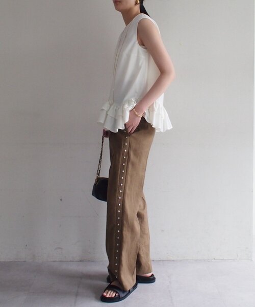 LOUNGEDRESS（ラウンジドレス）の「リネンスタッズパンツ（その他パンツ・レディース・ブラウン/ブラック・MEDIUM/SMALL）」の11枚目の写真