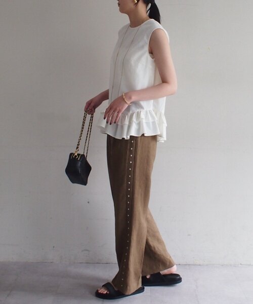 LOUNGEDRESS（ラウンジドレス）の「リネンスタッズパンツ（その他パンツ・レディース・ブラウン/ブラック・MEDIUM/SMALL）」の22枚目の写真