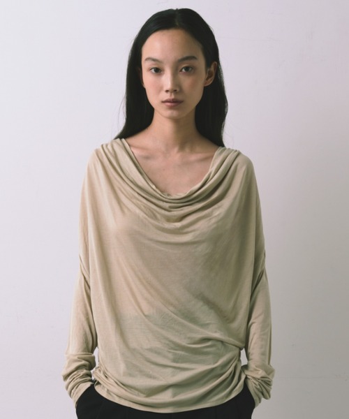 kiehtova（キエトヴァ）の「【kiehtova】AIRY DRAPE SHEER TOPS/エアリードレープシアートップス（Tシャツ/カットソー・レディース・ブラック/ホワイト/ベージュ・FREE）」の3枚目の写真