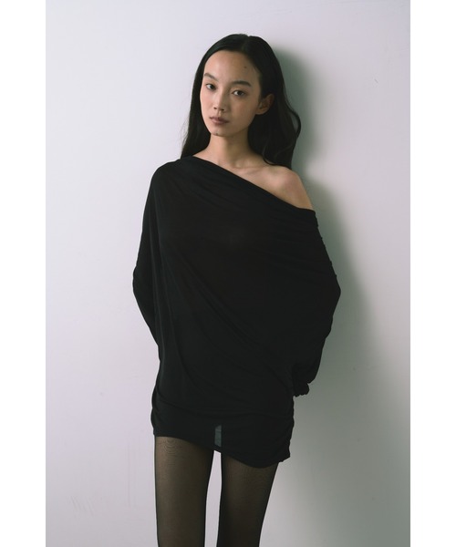 kiehtova（キエトヴァ）の「【kiehtova】AIRY DRAPE SHEER TOPS/エアリードレープシアートップス（Tシャツ/カットソー・レディース・ブラック/ホワイト/ベージュ・FREE）」の4枚目の写真