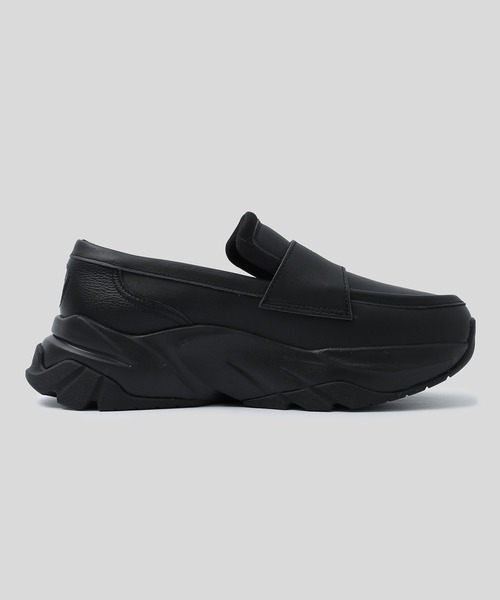 PUMA(プーマ)の「PUMA W LOAFYR 397730-01(ローファー・レディース・ブラック・23.5cm/24cm/24.5cm/23cm)」の2枚目の写真