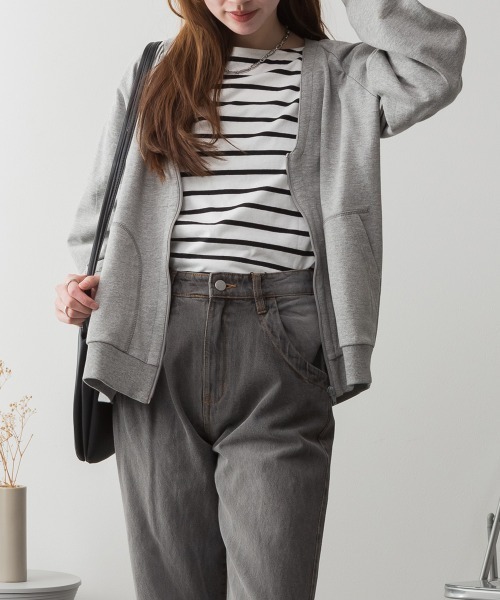 RCD(アールシーディー)の「ミニ裏毛V空きジップアップブルゾン(Tシャツ/カットソー・レディース・ライトベージュ/ブラック/オートミール/杢グレー・LL~3L/M-L)」の2枚目の写真