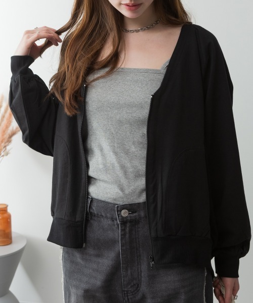 RCD(アールシーディー)の「ミニ裏毛V空きジップアップブルゾン(Tシャツ/カットソー・レディース・ライトベージュ/ブラック/オートミール/杢グレー・LL~3L/M-L)」の1枚目の写真