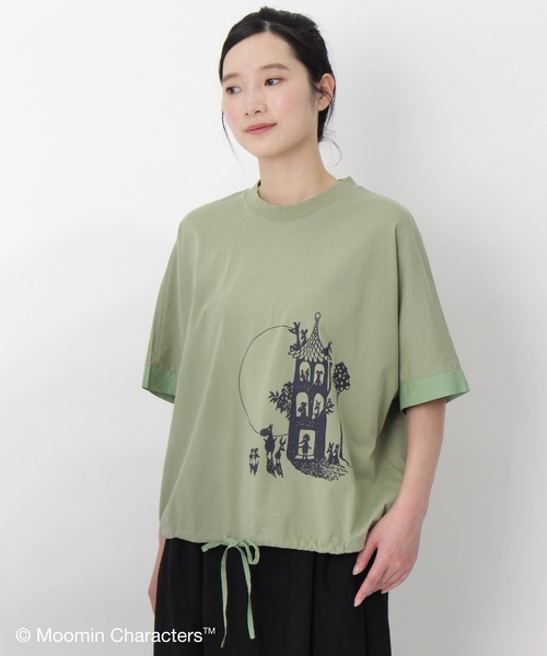 SUPER HAKKA（スーパーハッカ）の「「ムーミンやしき」プリント裾ドロストTシャツ（Tシャツ/カットソー・レディース・オフホワイト/ネイビー/ライトグリーン・FREE）」の4枚目の写真