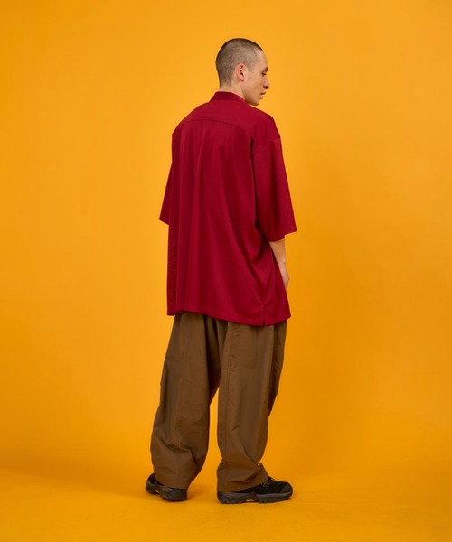 BURLAP OUTFITTER(バーラップアウトフィッター)の「MESH CAMP SHIRT / メッシュ キャンプ シャツ(シャツ/ブラウス・メンズ・バーガンディー/ブラック/アッシュグレー・X-LARGE/LARGE/MEDIUM/SMALL)」の13枚目の写真