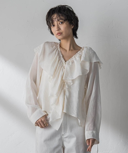 MAYSON GREY(メイソングレイ)の「ラスターラミーカルゼラッフルカラーブラウス(シャツ/ブラウス・レディース・ホワイト/ブラウン/オレンジ・M)」の1枚目の写真