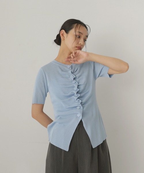 hellam(へラム)の「フロントギャザーニット半袖トップス(ニット/セーター・レディース・レッド/ブルー/アイボリー/ブラック/杢グレー・FREE)」の16枚目の写真