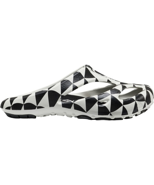 KEEN(キーン)の「シャンティ アーツ|KEEN x ESOW x GINZA GL|オールジェンダー(サンダル・メンズ・ホワイト×ブラック・23cm/24cm/25cm/26cm/27cm/28cm/29cm)」の1枚目の写真