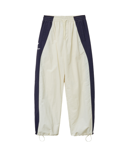 YALE(イェール)の「ブルドッグス トラックパンツ_アイボリー(スウェットパンツ・レディース・その他・SMALL/MEDIUM/LARGE/X-LARGE)」の2枚目の写真