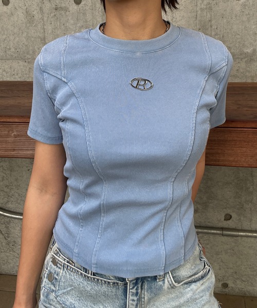ROGER AND RAW（ロジャーアンドロウ）の「プレート付切替リブ半袖トップス（Tシャツ/カットソー・レディース・ライトブルー/ブラック/ベージュ・FREE）」の9枚目の写真