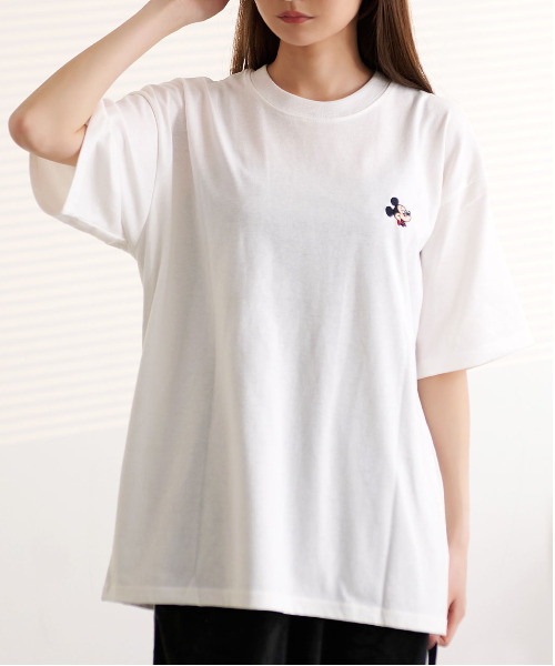 Disney（ディズニー）の「『DISNEY/ディズニー』バックサガラTEE（Tシャツ/カットソー・レディース・サックスブルー/オフホワイト・LL/L/M）」の6枚目の写真