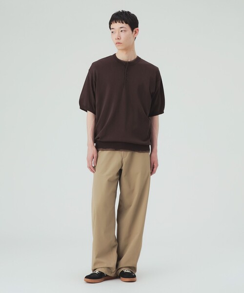 BEAMS HEART(ビームスハート)の「【ユニセックス】ヘンリーネック ショートスリーブ ニットTシャツ(接触冷感)(Tシャツ/カットソー・メンズ・ネイビー/グレー/ブラック/ブラウン・MEDIUM/SMALL/LARGE)」の21枚目の写真