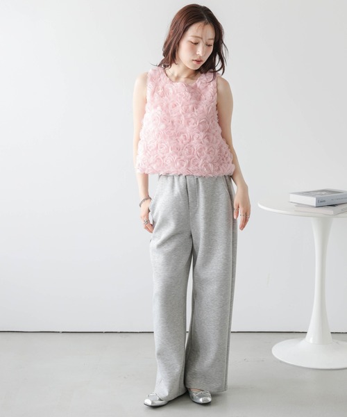 AMELY(エミリー)の「フラワーチュールノースリーブトップス(タンクトップ・レディース・アイボリー/ブラック/ピンク・フリー)」の14枚目の写真
