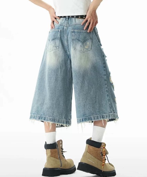 AVYL(アヴィル)の「デニムバミューダパンツ/ダメージハーフパンツ(デニムパンツ・レディース・サックスブルー・S/M/L)」の20枚目の写真
