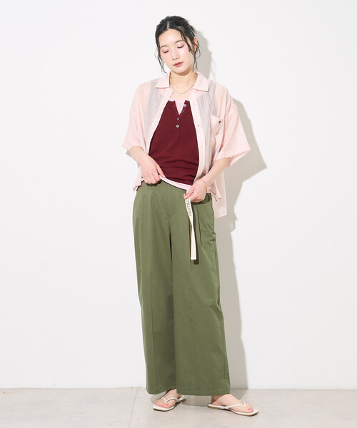 FREAK'S STORE(フリークスストア)の「FRUIT OF THE LOOM × FREAK'S STORE/フルーツオブザルーム 別注 シアー ストライプ 半袖シャツ/シアーシャツ(シャツ/ブラウス・レディース・ピンク/オフホワイト/ブルー・フリ-)」の17枚目の写真