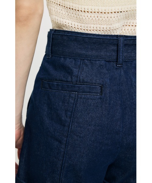 MOUSSY（マウジー）の「BELTED DENIM ショーツ（デニムパンツ・レディース・ワンウォッシュ・0/1/2）」の13枚目の写真