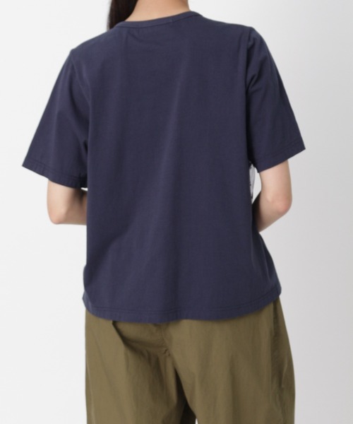 SUPER HAKKA(スーパーハッカ)の「ベースフラワースカラップチュールレース×天竺ブラウスカットソー(Tシャツ/カットソー・レディース・ネイビー/チャコール・FREE)」の4枚目の写真