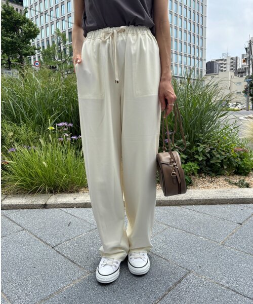 Jena espace merveilleux（ジェナ　エスパスメルヴェイユ）の「パッチポケットイージーパンツ（その他パンツ・レディース・アイボリー/ブラウン/ブラック・FREE）」の2枚目の写真