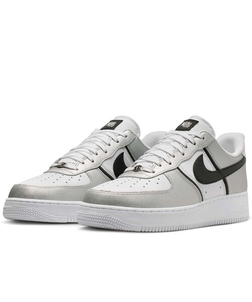NIKE（ナイキ）の「ナイキ エア フォース 1 ‘07 LV8 メンズシューズ / Nike Air Force 1 '07 LV8  Men's Shoes IM5752-001 Metallic Silver（スニーカー・メンズ・シルバー・28/29.5/29/28.5/27.5/26/25.5/25/27/26.5/30/24/24.5）」の5枚目の写真