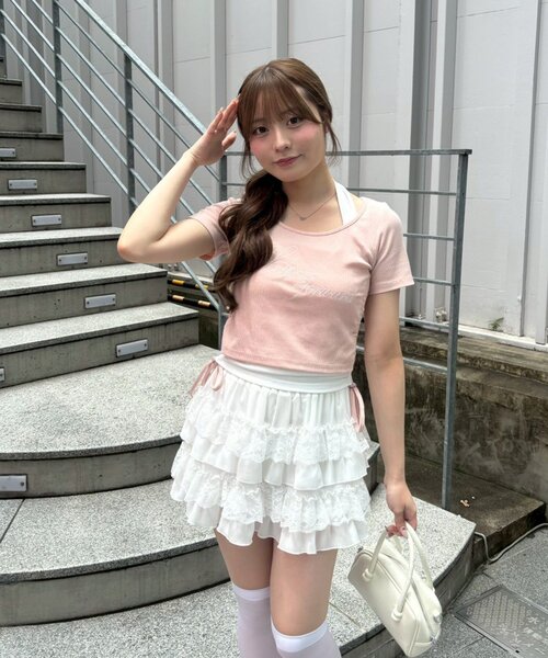 continuer de NICE CLAUP（コンティニューデナイスクラップ）の「リボンホルター付テレコロゴトップス（Tシャツ/カットソー・レディース・ホワイト系その他/ブラック/ピンク/ブラック系その他/オフホワイト・FREE）」の19枚目の写真