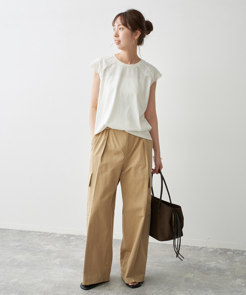 Spick & Span(スピックアンドスパン)の「レースコンビフレンチスリーブTシャツ(Tシャツ/カットソー・レディース・ホワイト/チャコールグレー・FREE)」の17枚目の写真