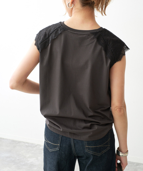 Spick & Span(スピックアンドスパン)の「レースコンビフレンチスリーブTシャツ(Tシャツ/カットソー・レディース・ホワイト/チャコールグレー・FREE)」の21枚目の写真