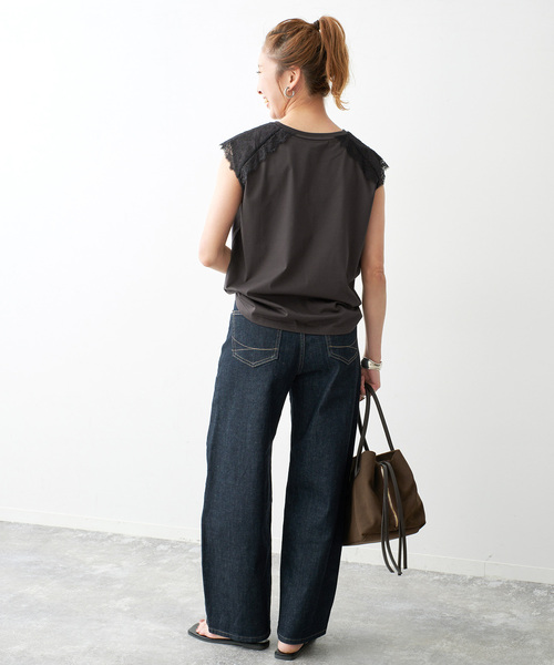 Spick & Span(スピックアンドスパン)の「レースコンビフレンチスリーブTシャツ(Tシャツ/カットソー・レディース・ホワイト/チャコールグレー・FREE)」の22枚目の写真