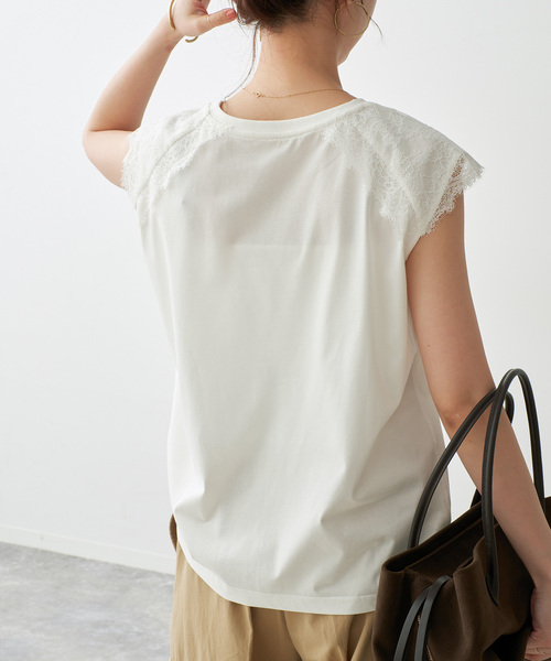 Spick & Span(スピックアンドスパン)の「レースコンビフレンチスリーブTシャツ(Tシャツ/カットソー・レディース・ホワイト/チャコールグレー・FREE)」の3枚目の写真