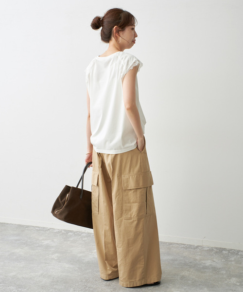 Spick & Span(スピックアンドスパン)の「レースコンビフレンチスリーブTシャツ(Tシャツ/カットソー・レディース・ホワイト/チャコールグレー・FREE)」の5枚目の写真