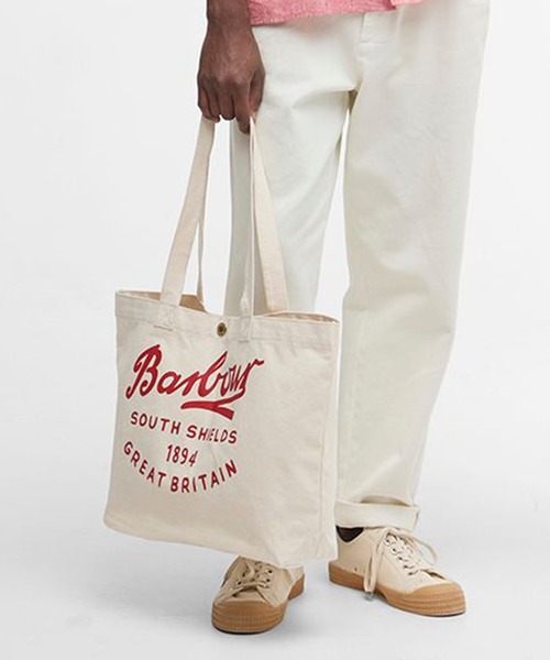 Barbour(バブアー)の「【Barbour】barbour script tote bag(トートバッグ・メンズ・レッド・FREE)」の1枚目の写真