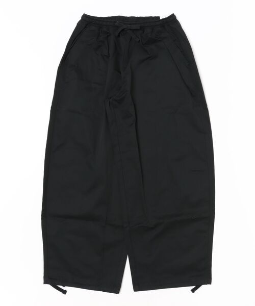 NIKE(ナイキ)の「《NIKEアパレル》ASWNKSTREETUTLTYWVNOSPA(その他パンツ・レディース・ブラック・M/S/XL/L)」の1枚目の写真