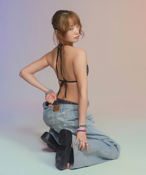 ASON（アズオン）の「SUNFADE DENIM PANTS / LIGHT BLUE（デニムパンツ・レディース・その他・SMALL/MEDIUM）」の11枚目の写真