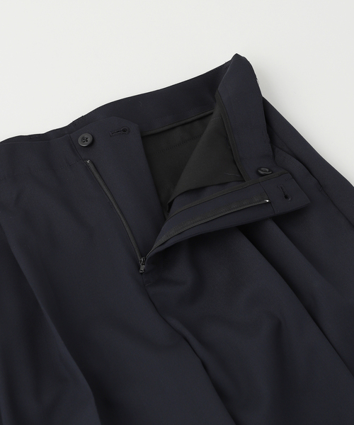WISM(ウィズム)の「WISM ORIGINAL PRODUCT / ウィズムオリジナルプロダクト TWO TUCK HW TROUSERS(その他パンツ・メンズ・ブラック/ネイビー・MEDIUM/LARGE)」の9枚目の写真