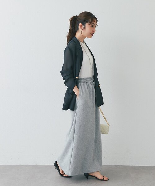 La boutique BonBon(ラブティックボンボン)の「【miki監修】ストレートスウェットスカート(スカート・レディース・グレー/オフホワイト・FREE/PM)」の3枚目の写真
