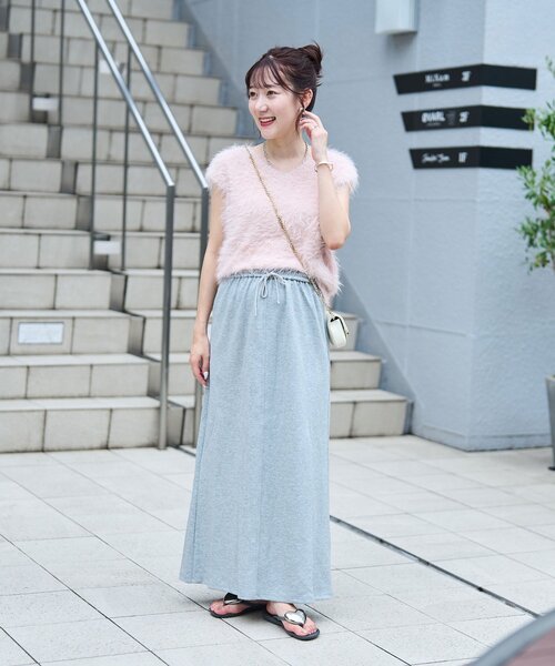 La boutique BonBon(ラブティックボンボン)の「【miki監修】ストレートスウェットスカート(スカート・レディース・グレー/オフホワイト・FREE/PM)」の7枚目の写真