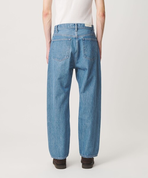 BEAUTY&YOUTH UNITED ARROWS(ビューティーアンドユースユナイテッドアローズ)の「ハイツイスト フェード デニム パンツ クラシック NO.7(デニムパンツ・メンズ・ライトブルー・28inch/32inch/34inch/30inch)」の9枚目の写真